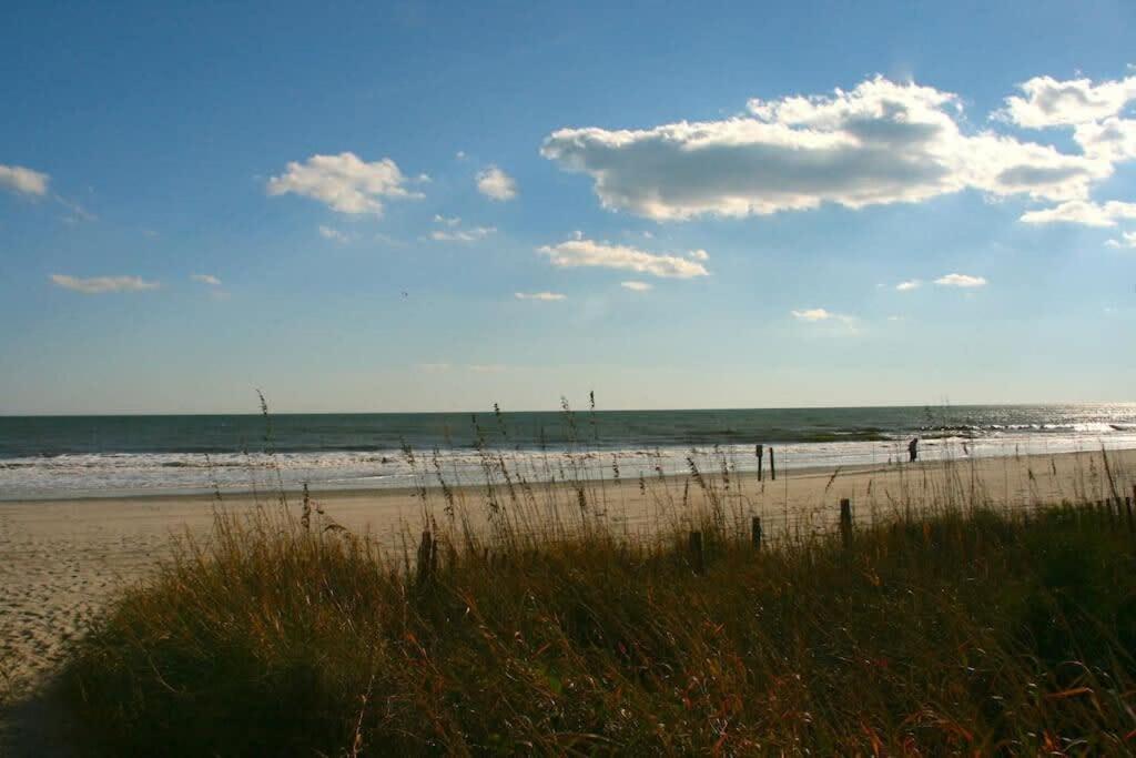 *A Family Retreat*Pool*Steps To The Beach*Approved Dogs*D18-9 Myrtle Beach Exterior photo